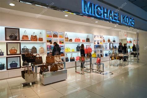 michael kors a montpellier|Trouvez le magasin Michael Kors le plus près de chez vous.